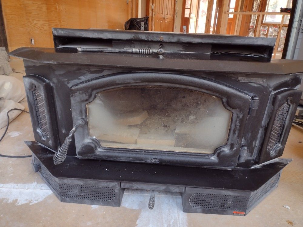 Lopi freedom bay fireplace insert and Lopi freedom bay blower (wood