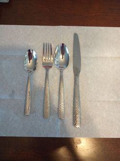 Stainless Steel Flatware Set – 4 Pieces there are six full sets of this four piece and it is brand new