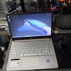 Laptop Computer Hp 14