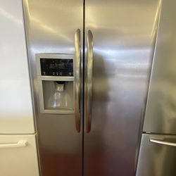Frigidaire Side By Side Fridge