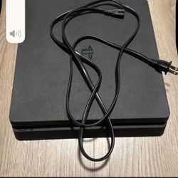 PS4 Slim
