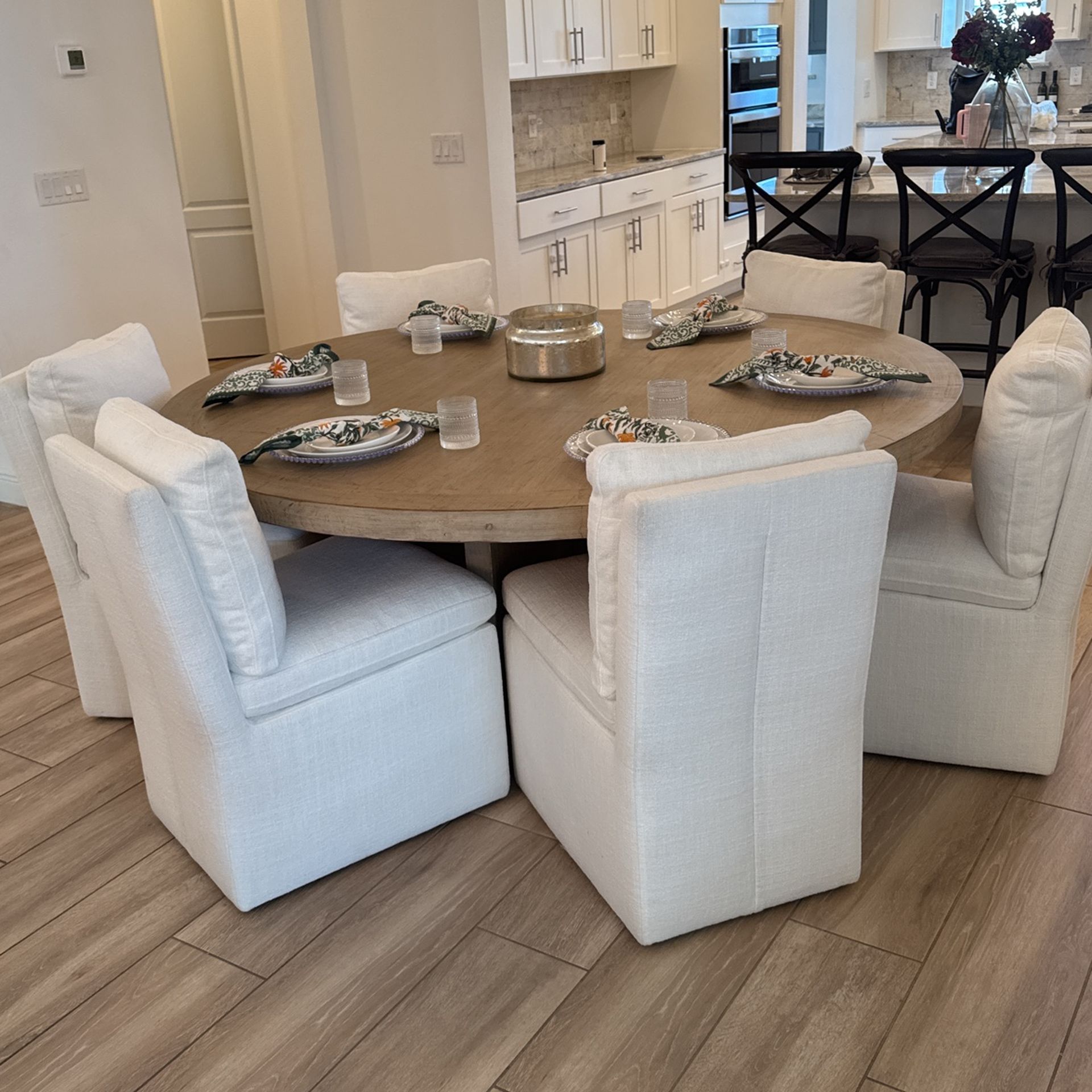 Round dining Table Set 