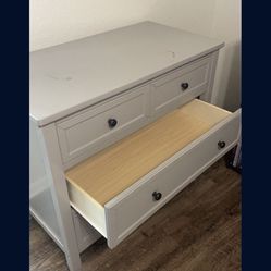 Grey Medium Sized Dresser