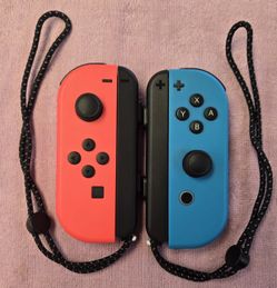 Nintendo Switch Red/Blue Joycons