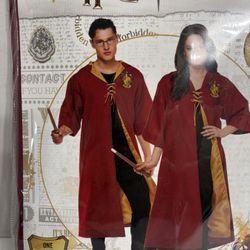 Harry Potter Adult One Size Deluxe Quidditch Robe Outfit Cape Halloween Costume, red/yellow, retails $45, adult unisex hooded Robe, men’s or women’s, 