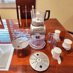 Kitchen Choppers – Multiple Choices for Your Cooking Needs pass blue