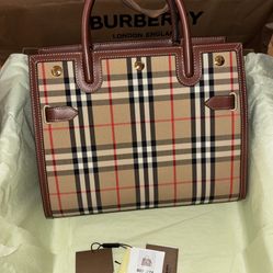 BURBERRY PURSE AUTHENTIC 