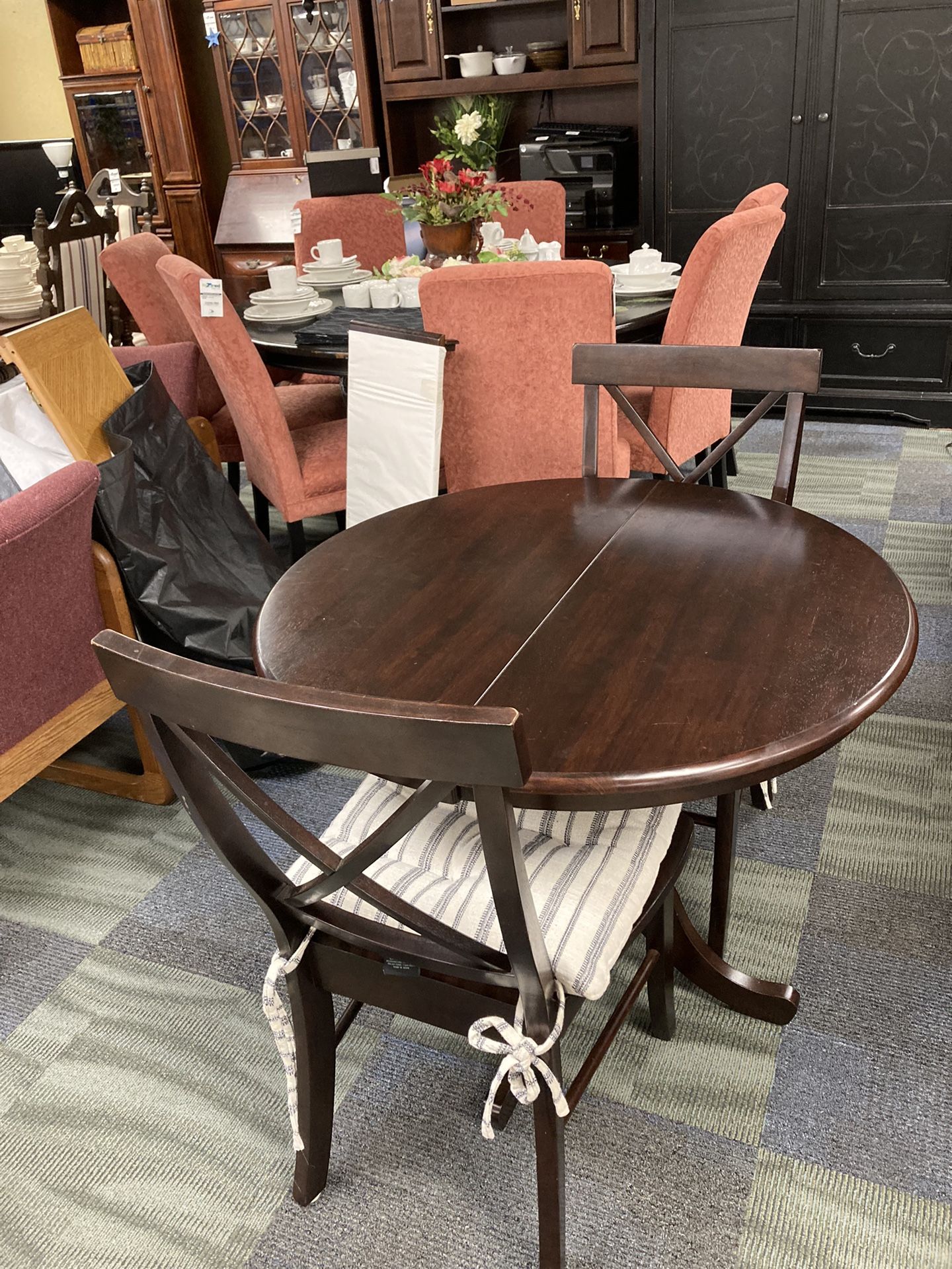 Dark Walnut Round Table W/ 2 Chairs & 1 Leaf