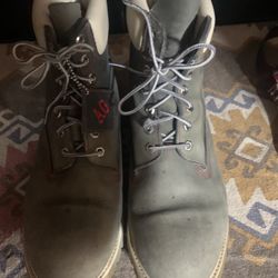 Grey nubuck leather Timberland 6-Inch Premium Boots with red 'AB' logo detail 12M 