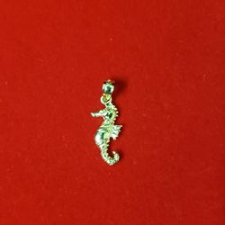 10kt Gold Seahorse Pendant