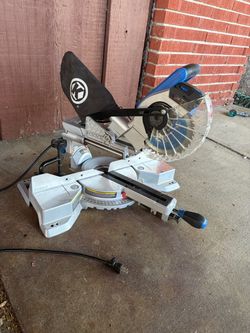 Kobalt Compact 7-1/4-in 10-Amp Single Bevel Sliding Compound Corded Miter Saw