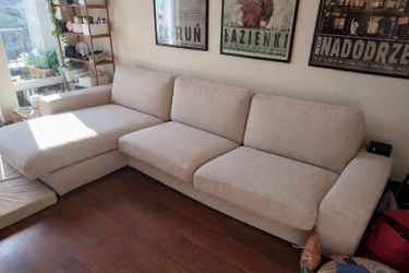 Flash sale - 4 seater sofa (Ikea kivik)