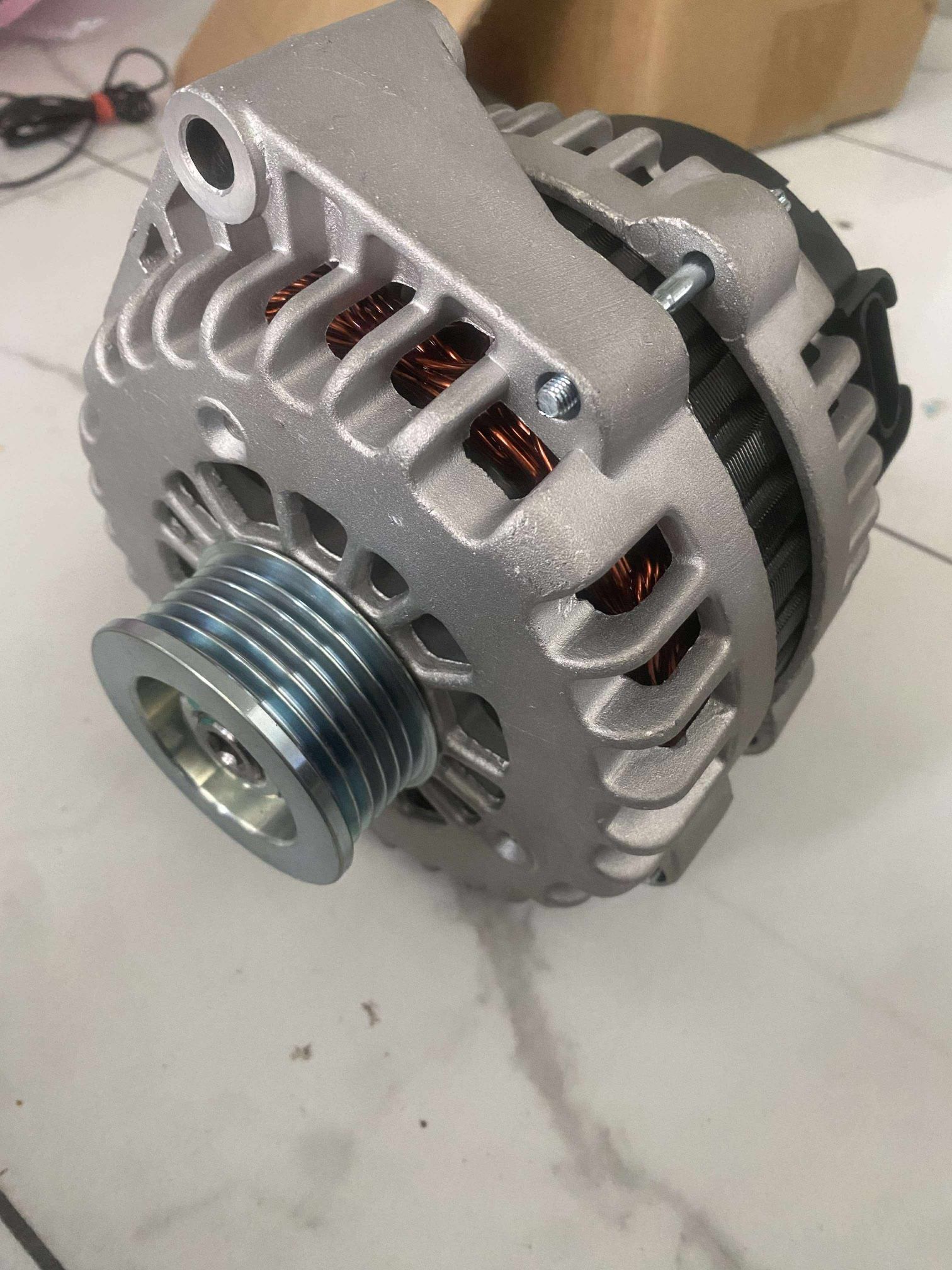 Alternator For Gmc Envoy Chevy Trailblazer Buick Rainier 4.2 2002 2003 2004 2005