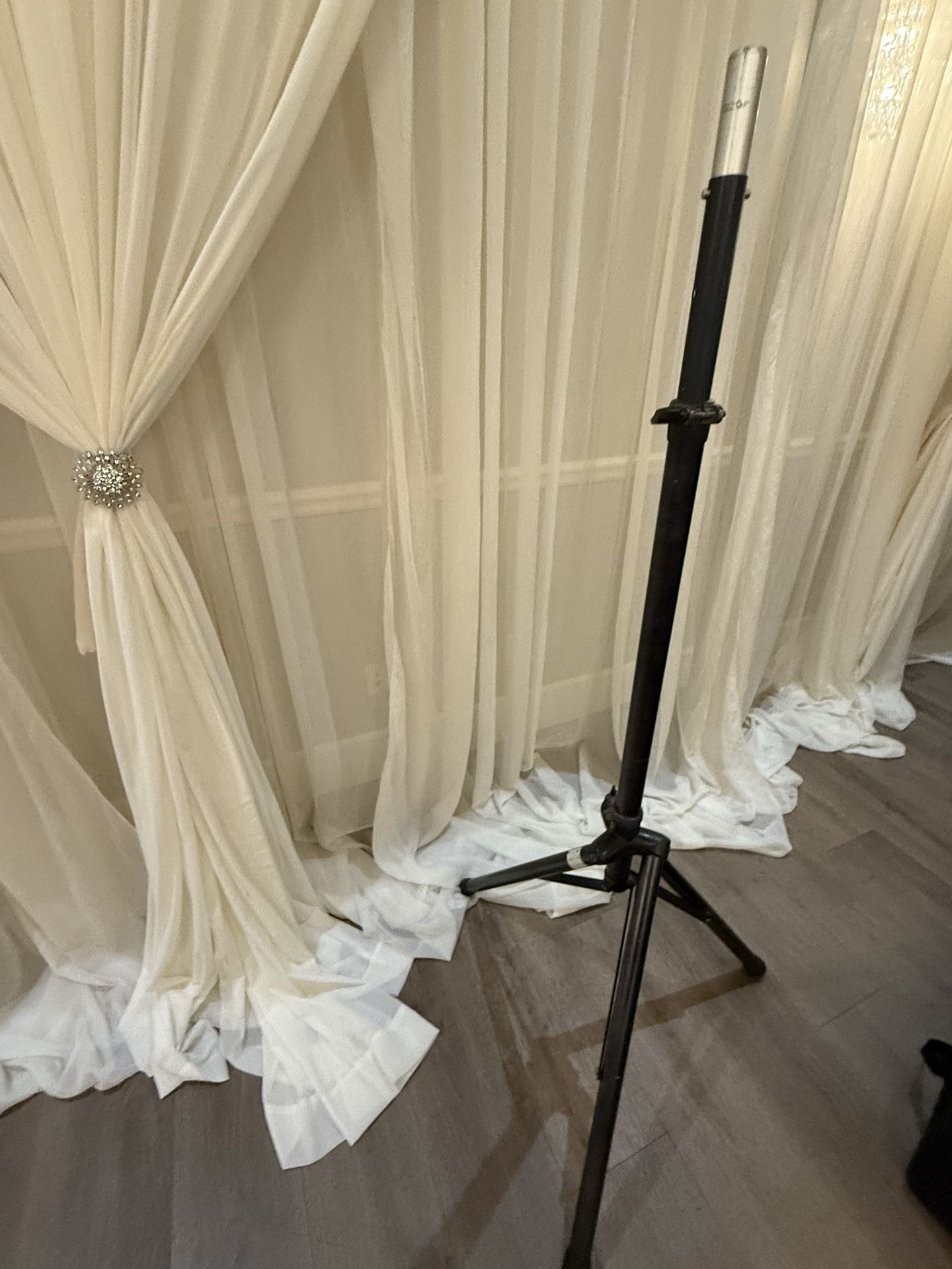 Ultimate Support Speaker Stand