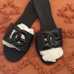 Women’s sandal