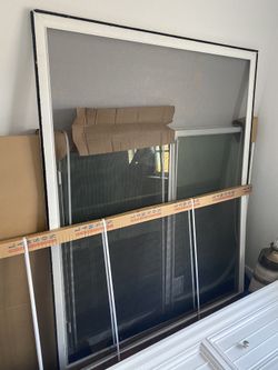 Brand New Door SCREEN ONLY
