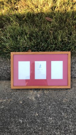 NEW Kids Loft picture frame with 3 4x6 openings