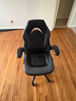 Grey / Black Gaming Chair