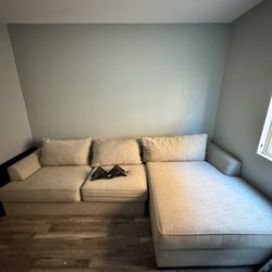 L-shaped sectional