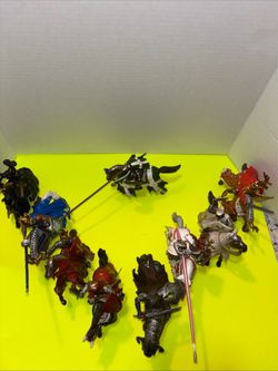 Retired Schleich & Papo  Figures 22 Lot /Knights, Horses
