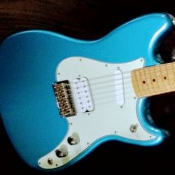 Fender Duo Sonic, Awesome Blue Beauty, Same Size as a Fender Mustang, Great Sounds with Factory Humbacker; May Trade +$.