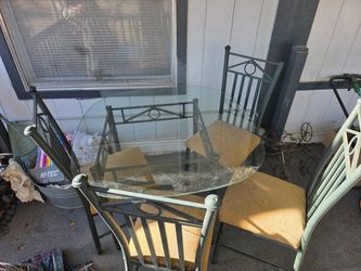 Glass Table Chairs