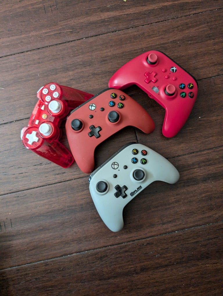 Xbox One Wired Controllers