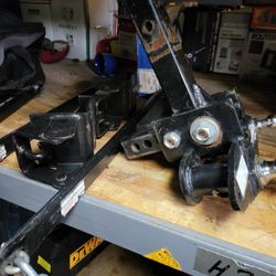 HAUL MASTER 10,000 lb. Capacity Weight-Distributing Hitch complete