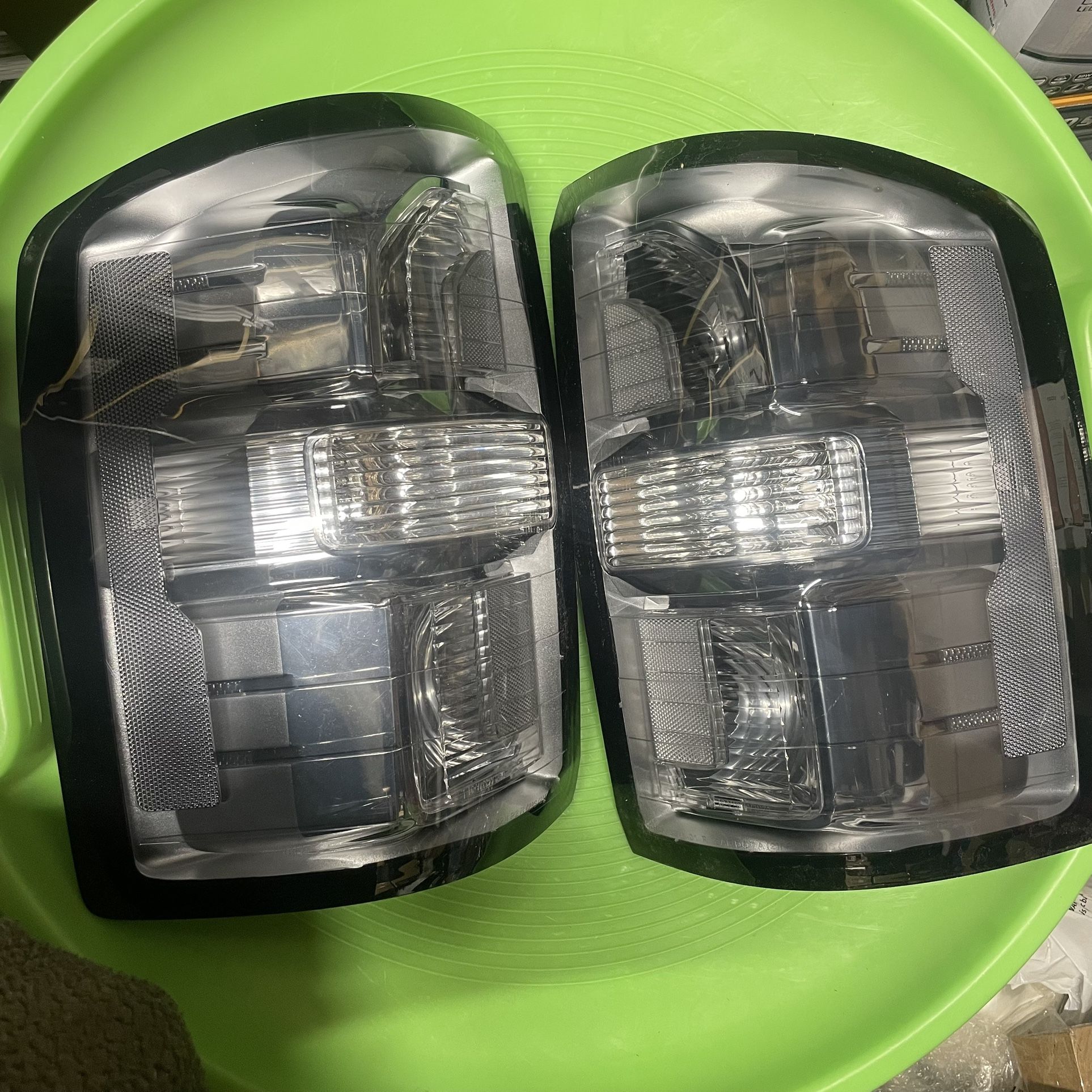 Pair Of Taillights Without Bulbs Fit GMC Sierra 2014 To 2018