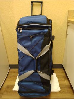 All In One Carrier Everything Luggage On Wheels Travel Everywhere One Bag Luggage IT'S Still For Sale Everyone Want Last Long Priced To Sale!