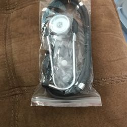 STETHOSCOPE BRAND NEW