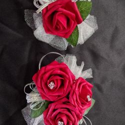 Prom Corsage n Boutonniere Set