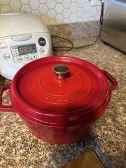 Staub La Cocotte 24cm Dutch Oven - Cherry Red