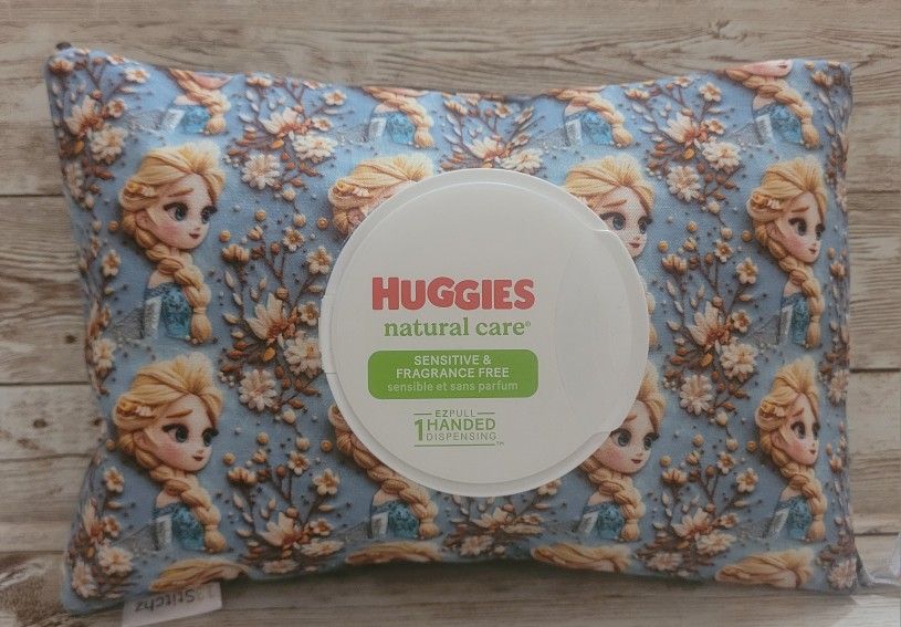 Elsa Huggies Wipes Cover