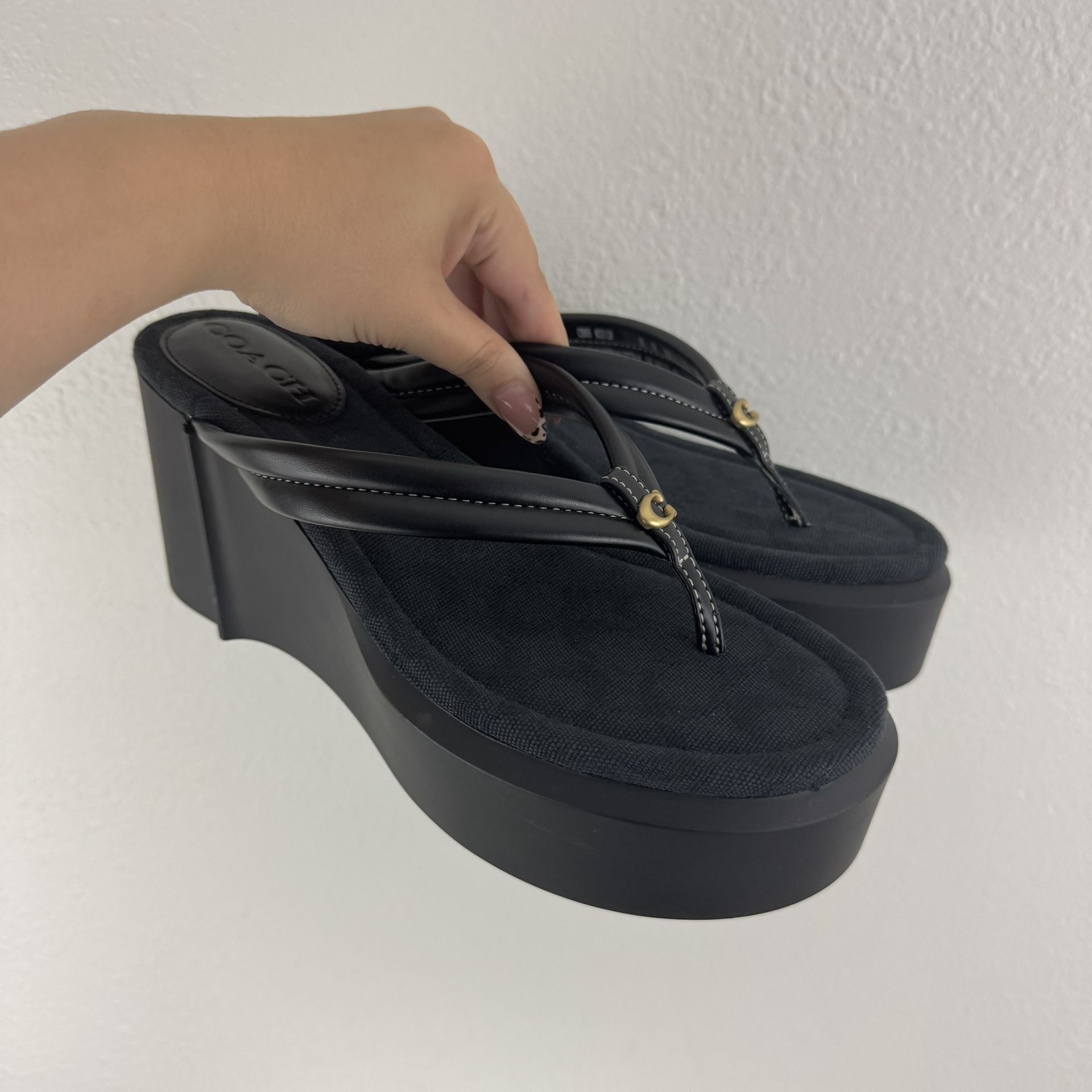 COACH Black Leather Y2K Franki Monogram Chunky Platform Thong Sandal Flip Flops