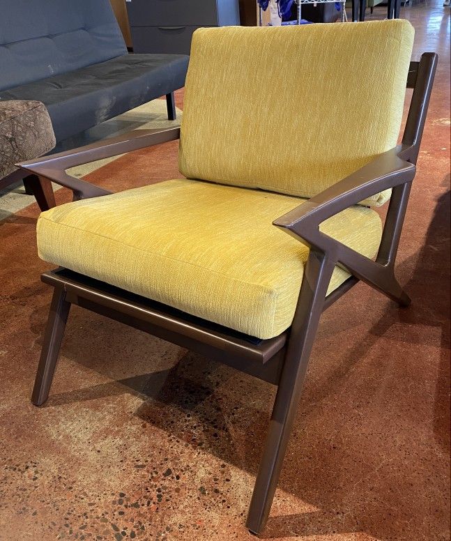 JOYBIRD Soto Chair In Bentley Daisy