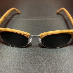 H&M Sunglasses 0360950 9 362705 – Perfect Condition.