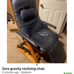 Zero Gravity Reclining Chair 