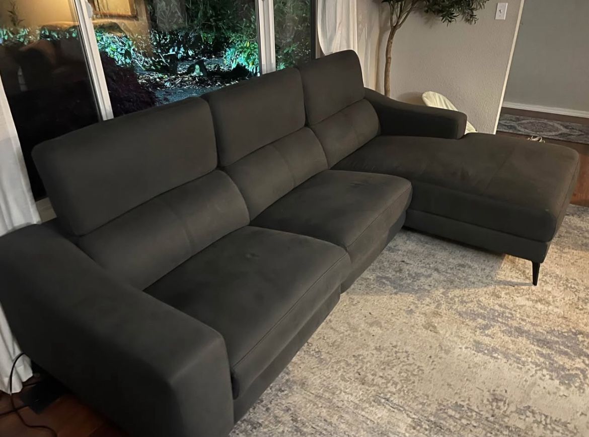 Power Recliner Sectional
