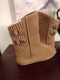 Bear Paws women's boots size 5