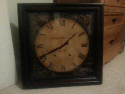 Antique style clock