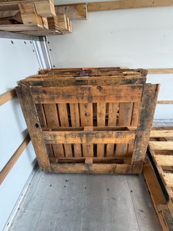 FREE Heavy Duty Wooden Pallets / Skids (DIY & Firewood) 🪵