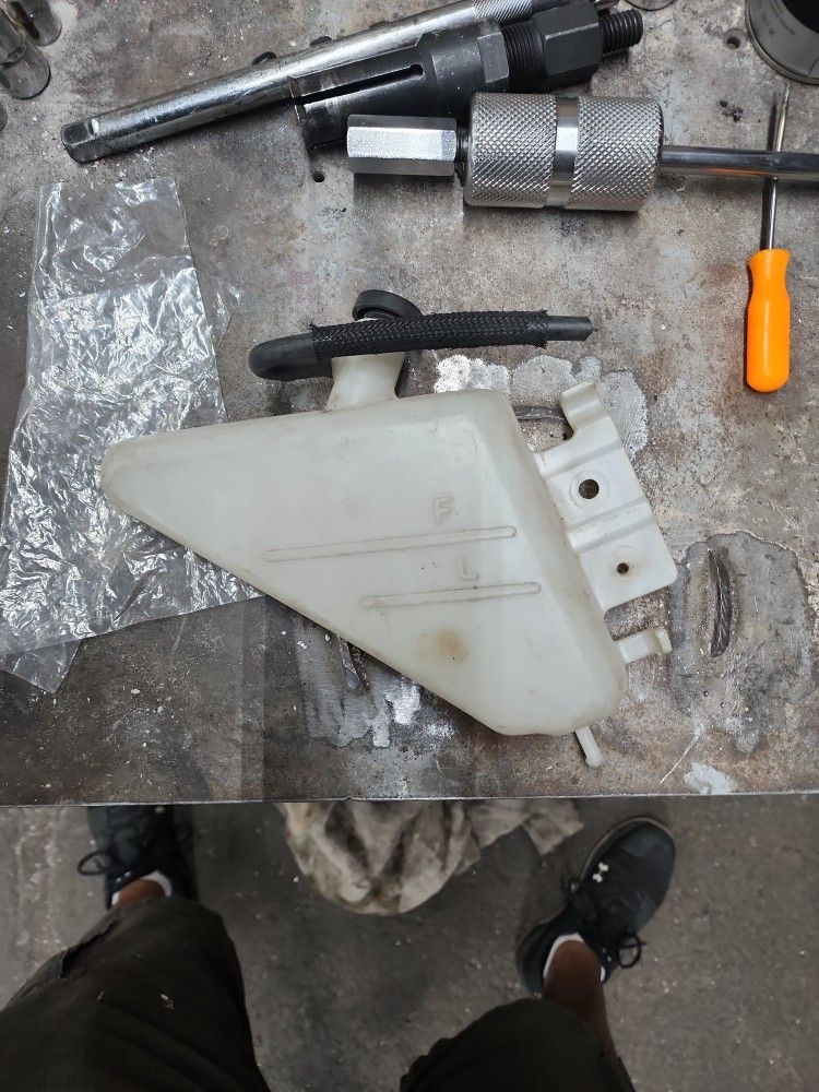 Suzuki Srad 600-750 
