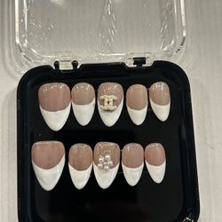 French Tip Nails 