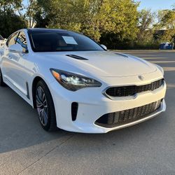 2018 KIA STINGER