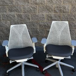 Herman Miller Sayl Mineral Adjustable arms and tilt lock ergonomic office chair