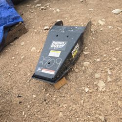 5th Wheel Rhino Box