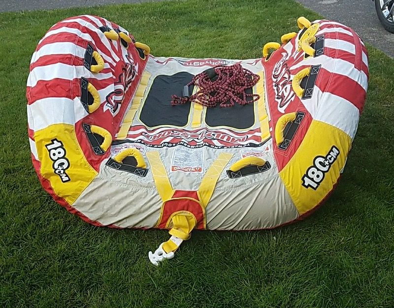 Bonzai towable tube