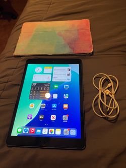 iPad 7th Generation 32 Gb unlock WiFi + Cellular