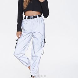 New!! Forever 21 Reflective Cargo Joggers Size Large.